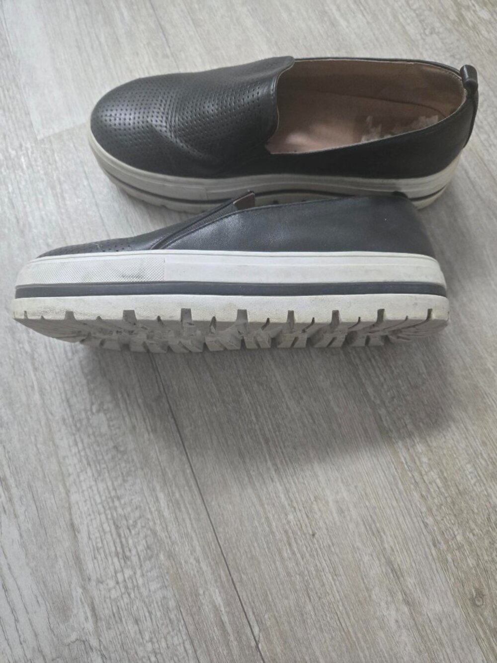 Black Halogen Slide on shoe 6.5